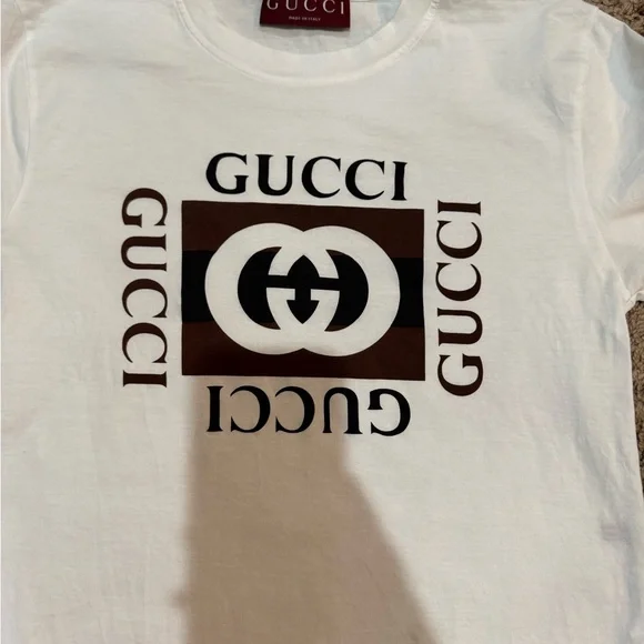 LIKE NEW‼️ WORN ONCE GUCCI T- SHIRT - Picture 3 of 11